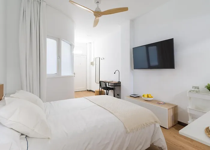 Precioso Estudio En Canteras Daire